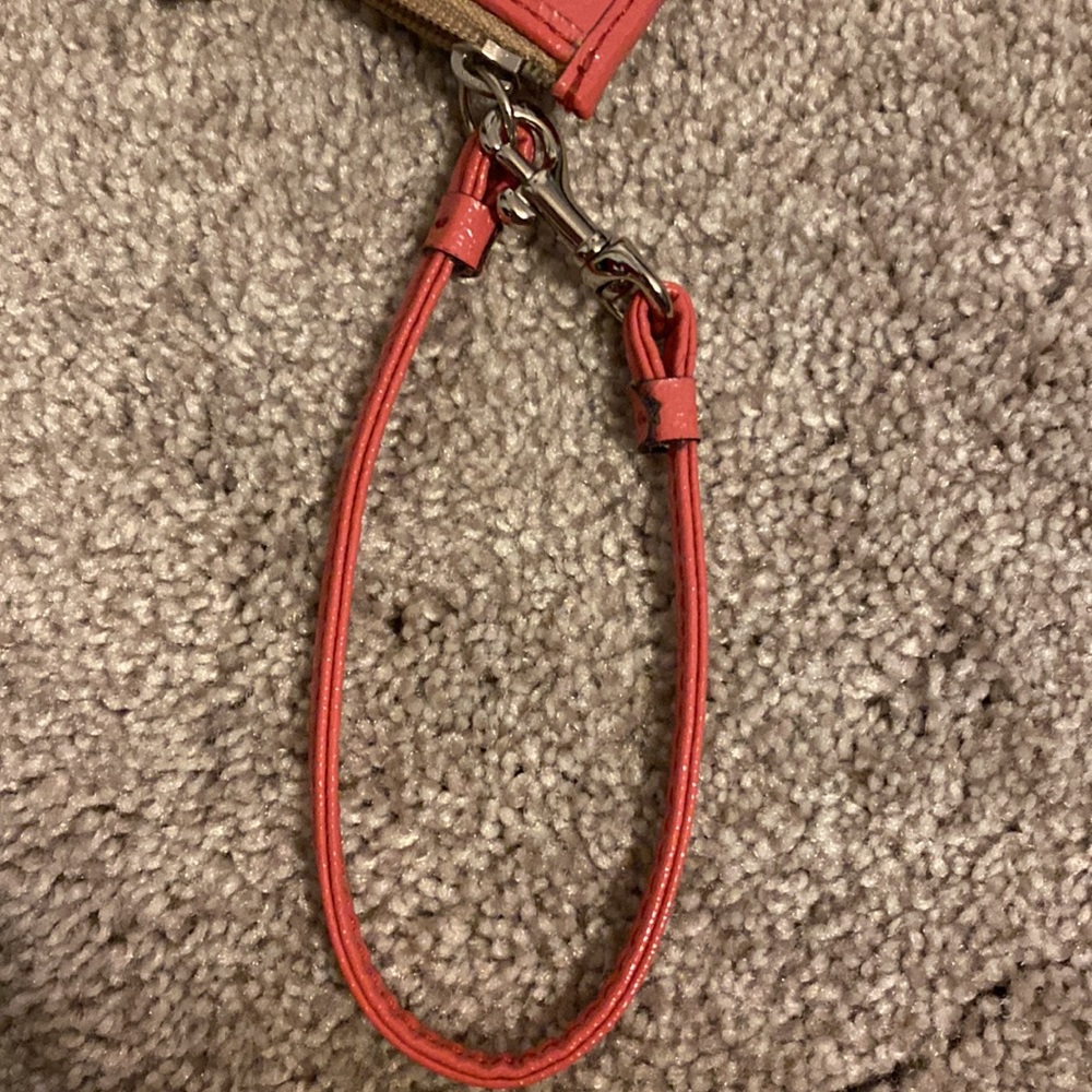 Coach wristlet - Picture 5 of 9